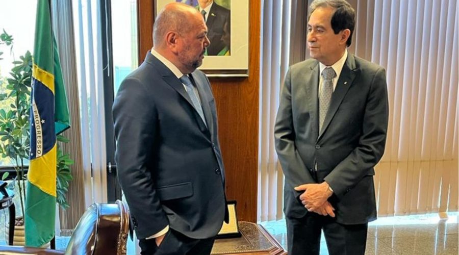 Ministro do Trabalho José Carlos Oliveira e Presidente do CNC Silas Brasileiro